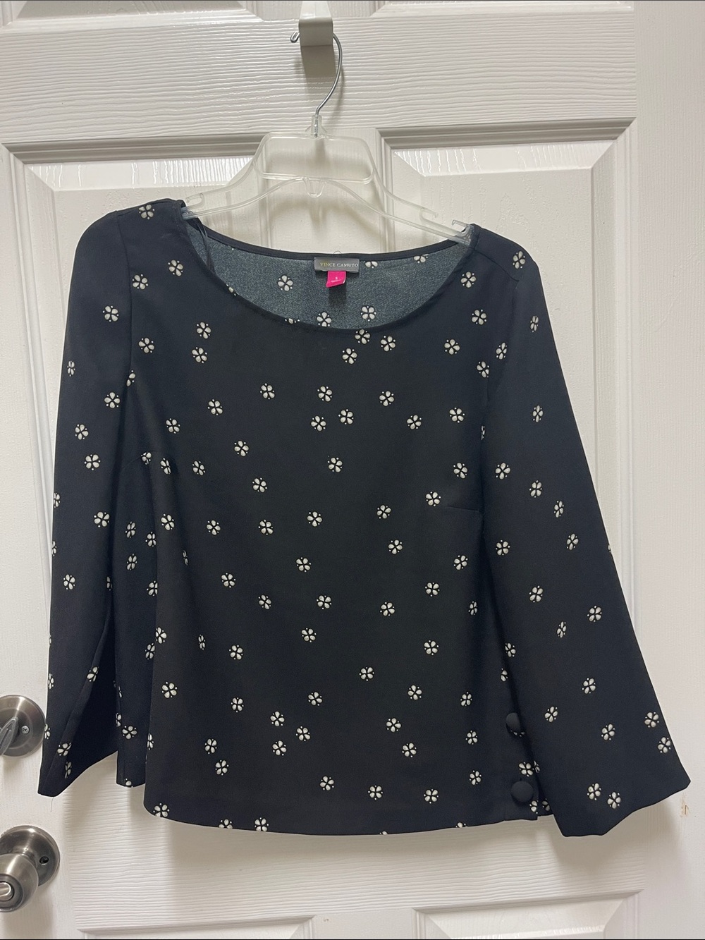 Vince Camuto Black Floral Dot Long Sleeve Blouse